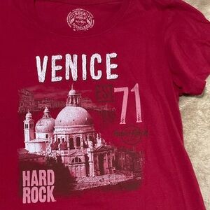Hard Rock Cafe Burgundy Tee